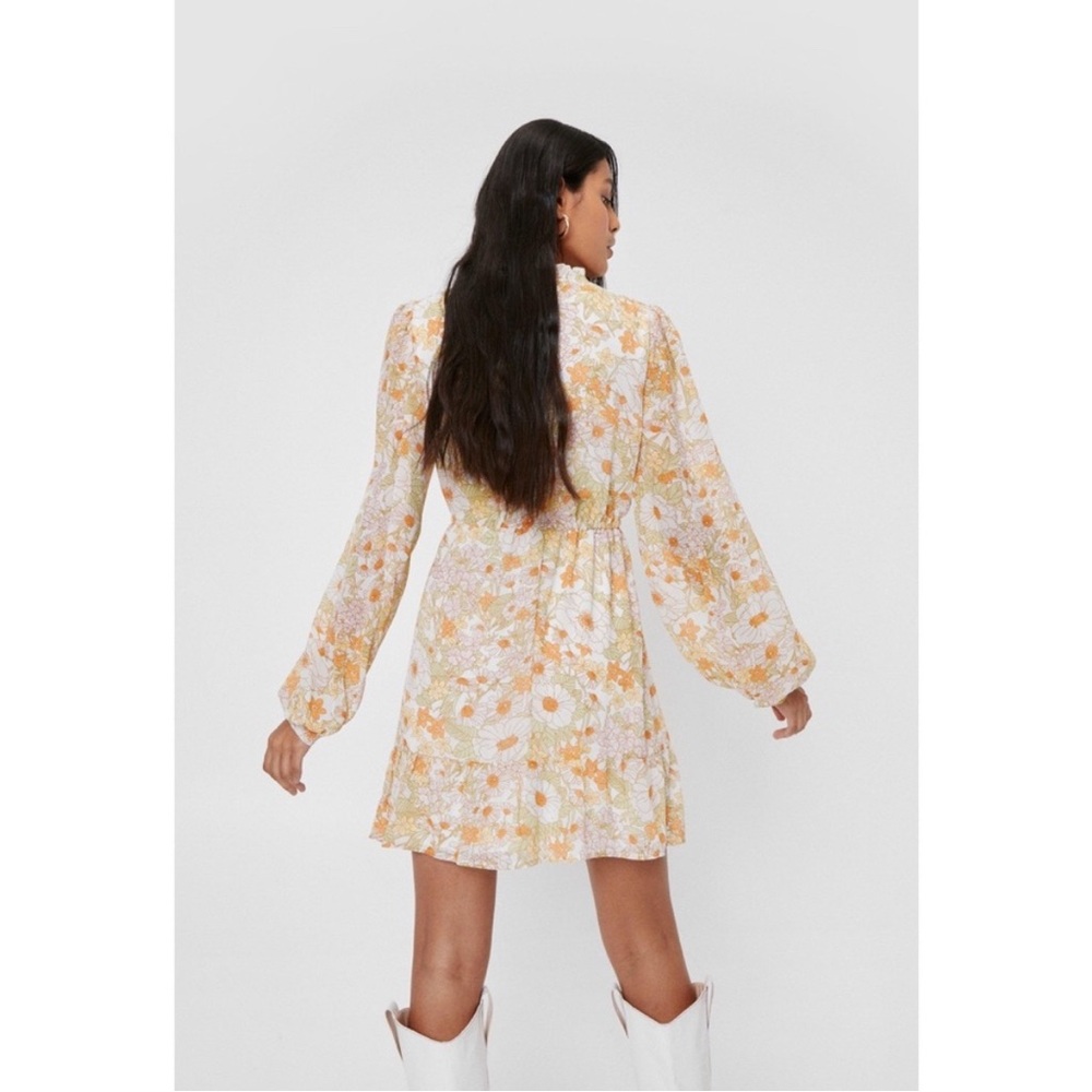 Nasty Gal Floral Tie Front Long Sleeved Mini Dress - Picture 2 of 7